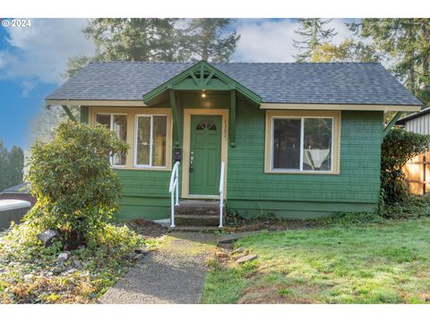 A home in Coos Bay