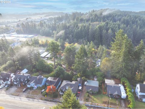 A home in Coos Bay