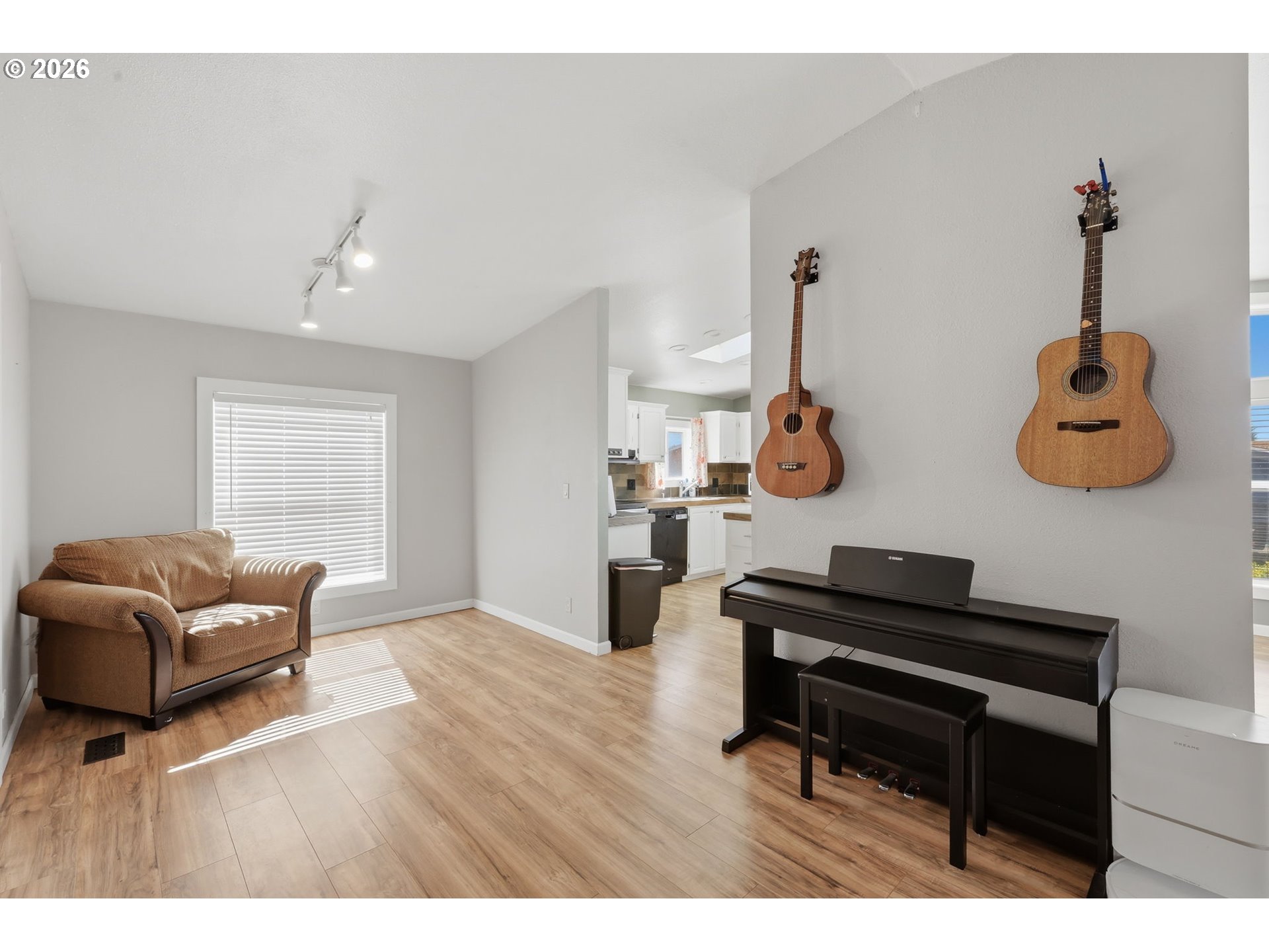 1000 S MCKERN CT 4