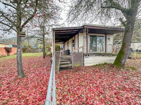 A home in Roseburg