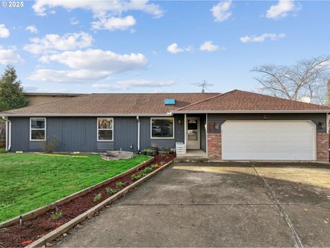 1005 NW CAZADERO CT Estacada OR 97023