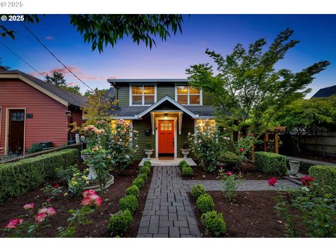 707 E 28TH ST Vancouver WA 98663