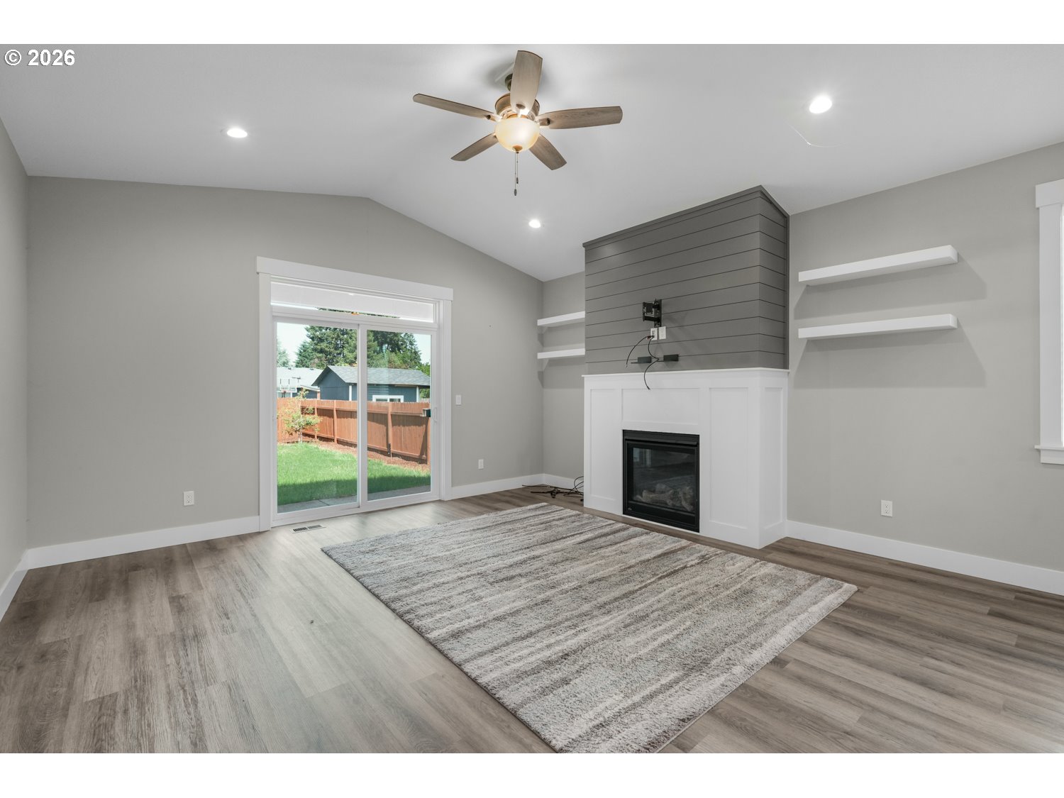 1105 HARDCASTLE AVE