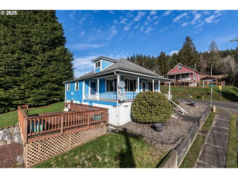 A home in Clatskanie