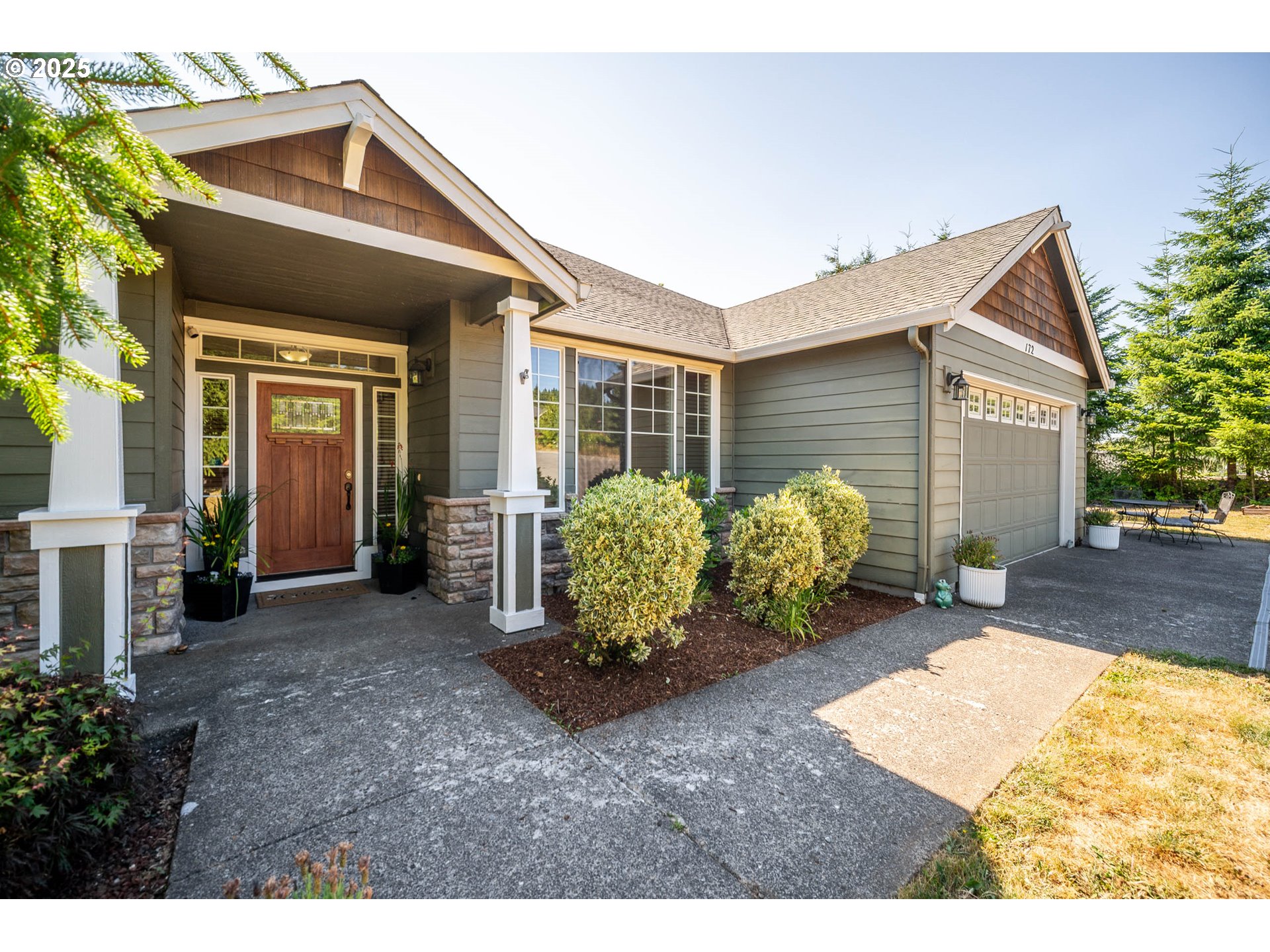 172 BLACK JACK DR