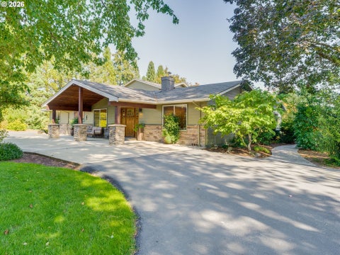 Photo of 2960 Hill Rd, McMinnville, OR 97128 (MLS # 334418990)