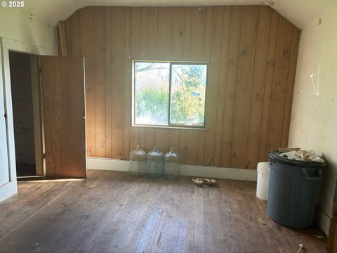Tiny photo for 83354 N Pacific Hwy, Creswell, OR 97426 (MLS # 141940995)