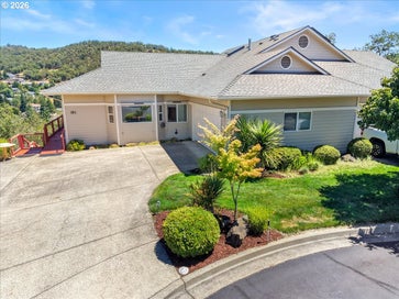 191 NW RACHEL LYNN WAY Roseburg OR 97471