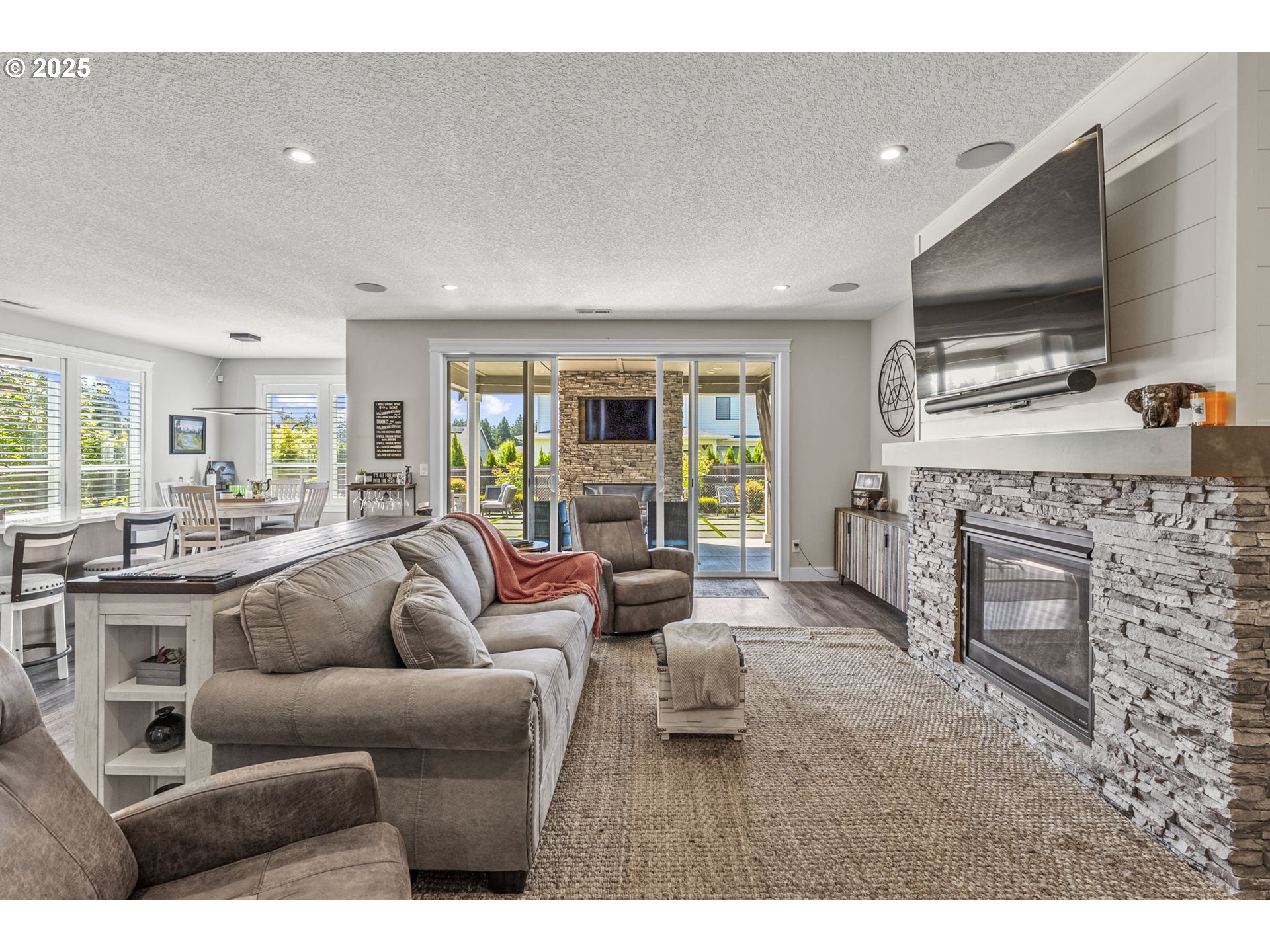 8102 NE 183RD PL