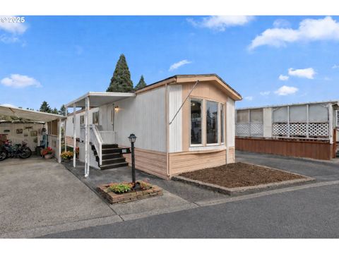 620 SE 2ND AVE 11 Canby OR 97013