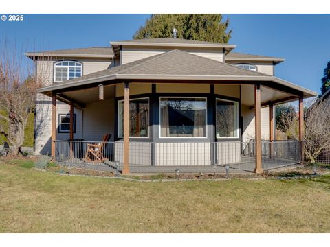 A home in Hood River