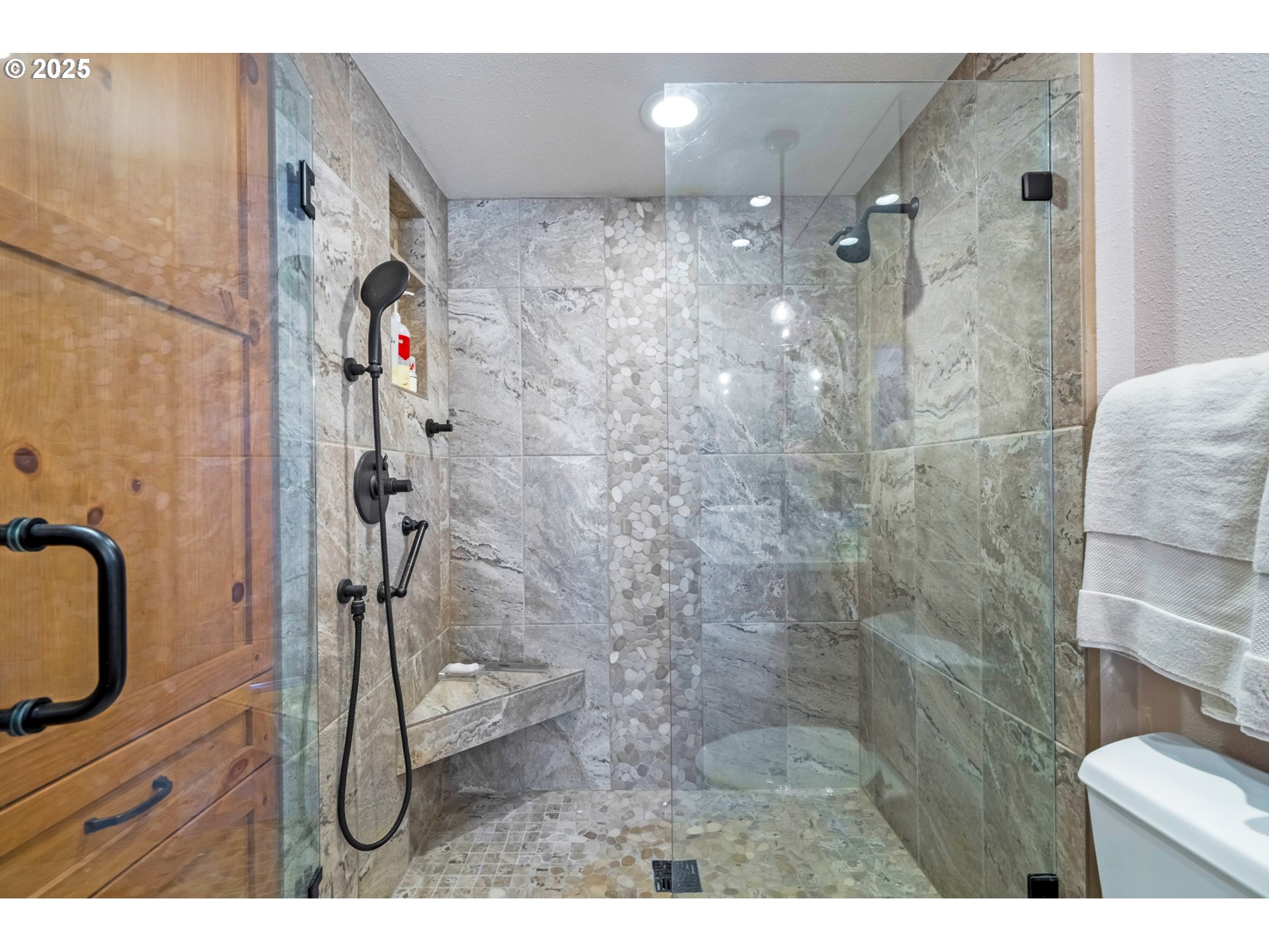 Oceanside, Oregon 97134, United States, 3 Bedrooms Bedrooms, ,3 BathroomsBathrooms,Residential,Active,15143