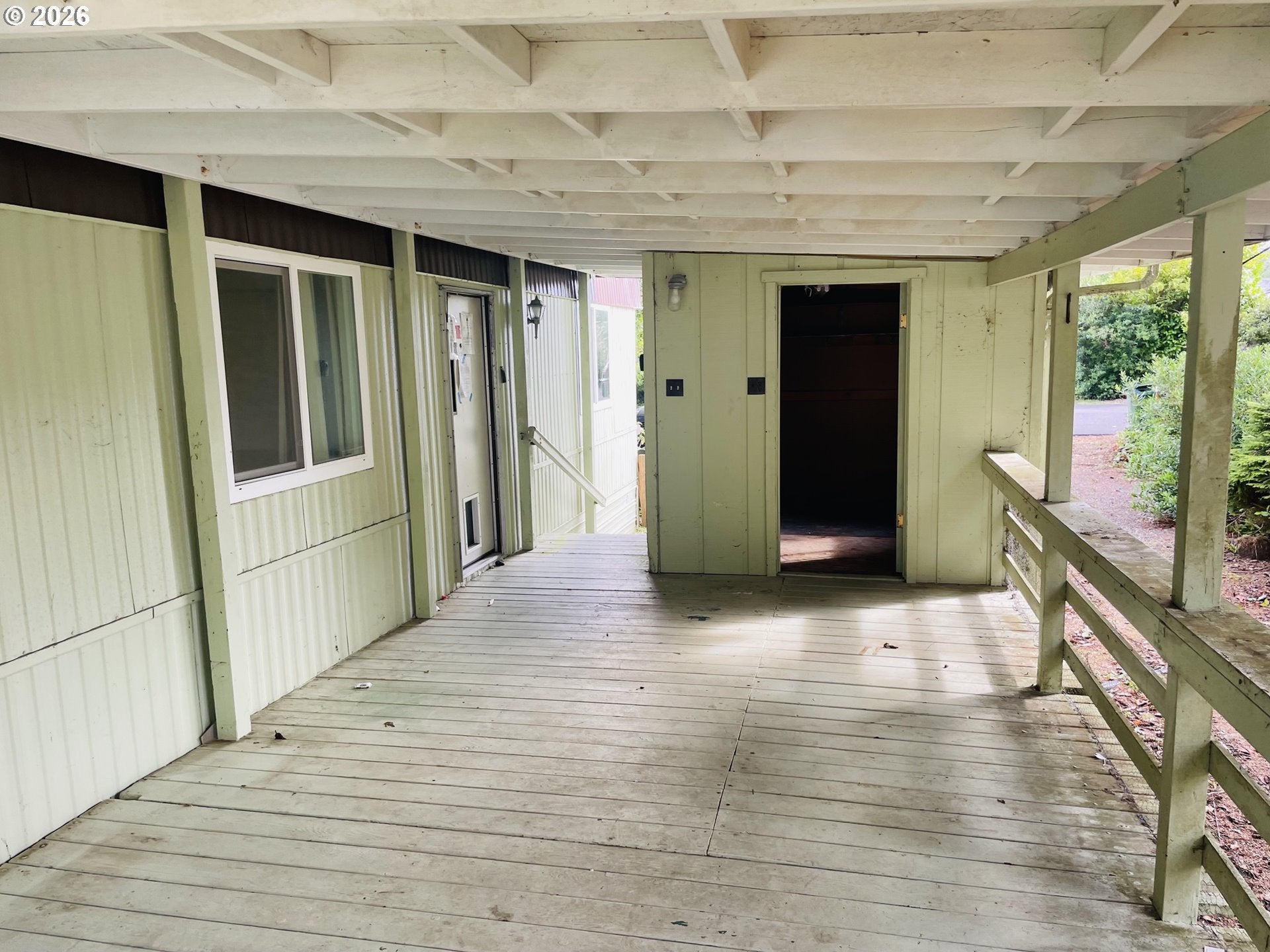 1600 RHODODENDRON DR 288