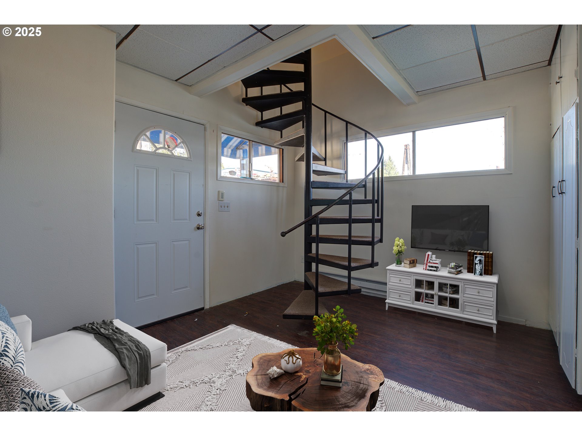 300 NE TOMAHAWK ISLAND DR E10