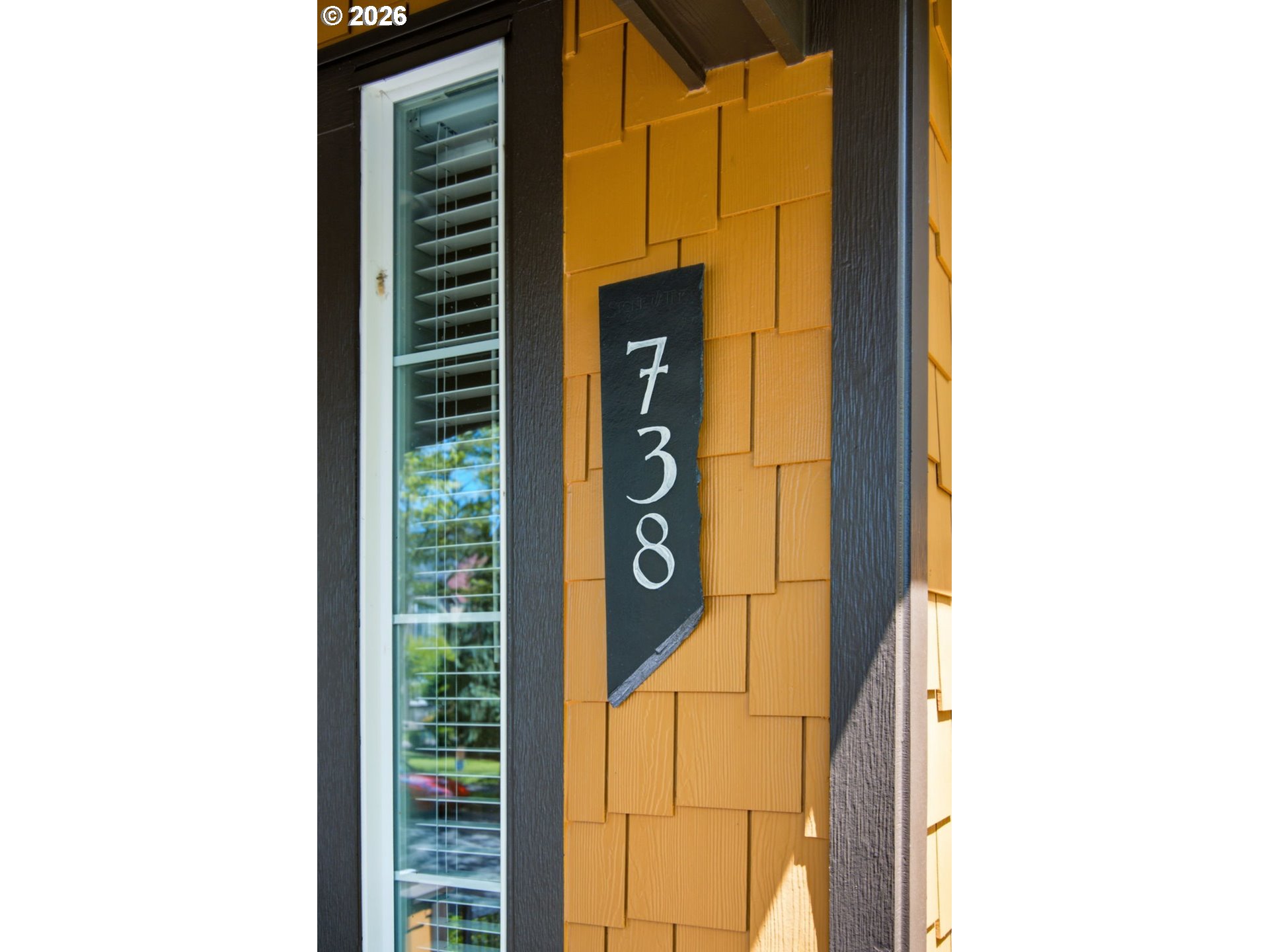 738 NE 73RD AVE