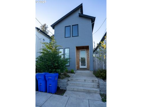 12071 SE OAK ST 12 Portland OR 97216