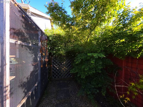 Tiny photo for 158 Canary Ave, Creswell, OR 97426 (MLS # 578614454)