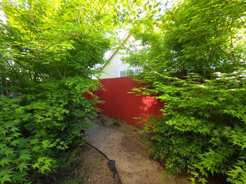 Tiny photo for 158 Canary Ave, Creswell, OR 97426 (MLS # 578614454)