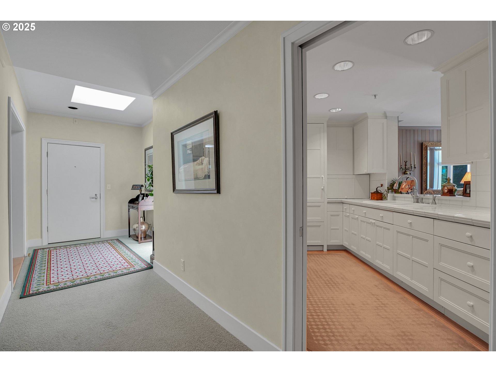 305 S MONTGOMERY ST 508/507
