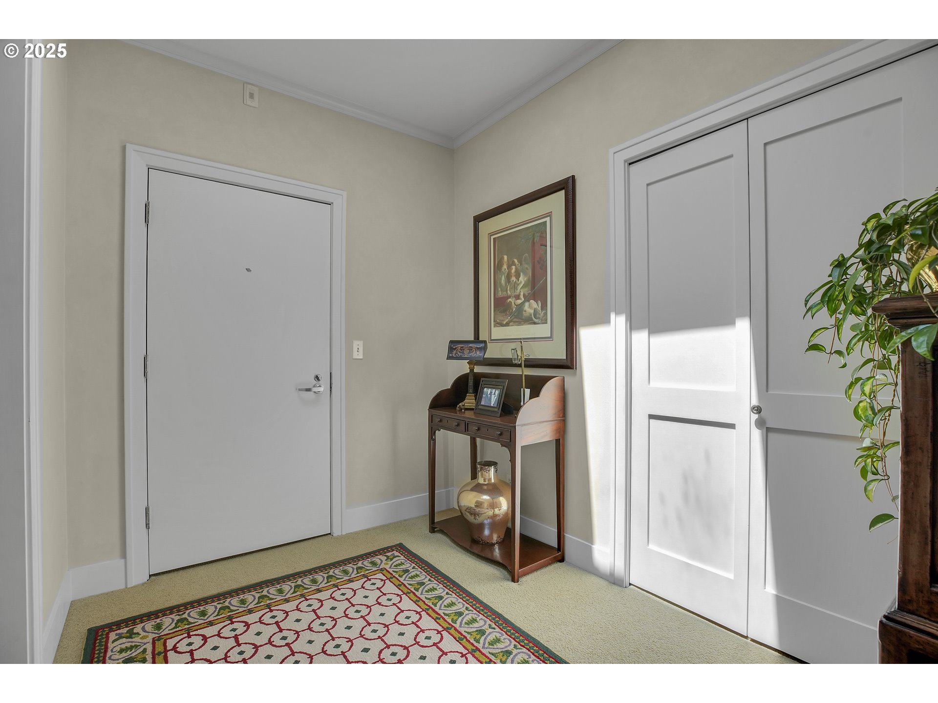 305 S MONTGOMERY ST 508/507