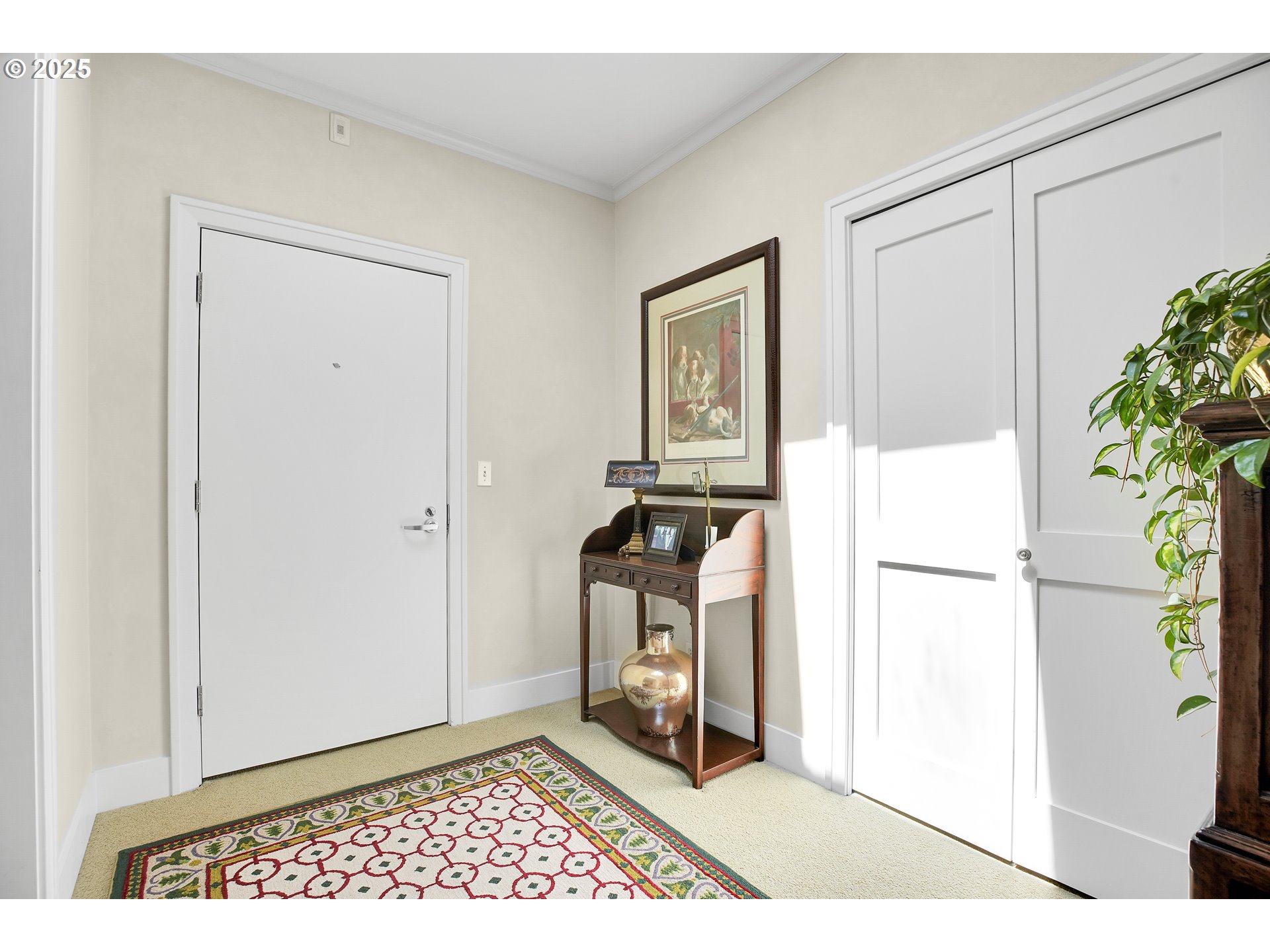 305 S MONTGOMERY ST 508/507