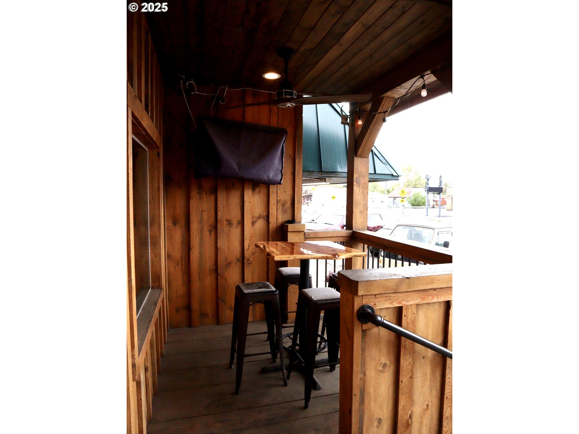 226 Front ST