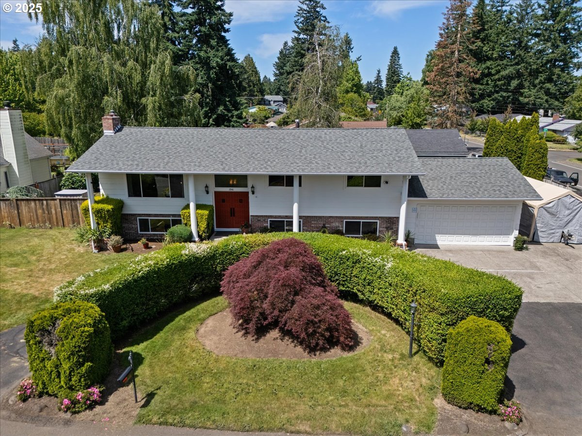 1941 NE 143RD AVE