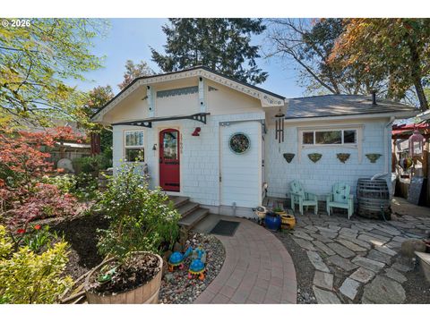 17605 SE PORTLAND AVE Milwaukie OR 97267