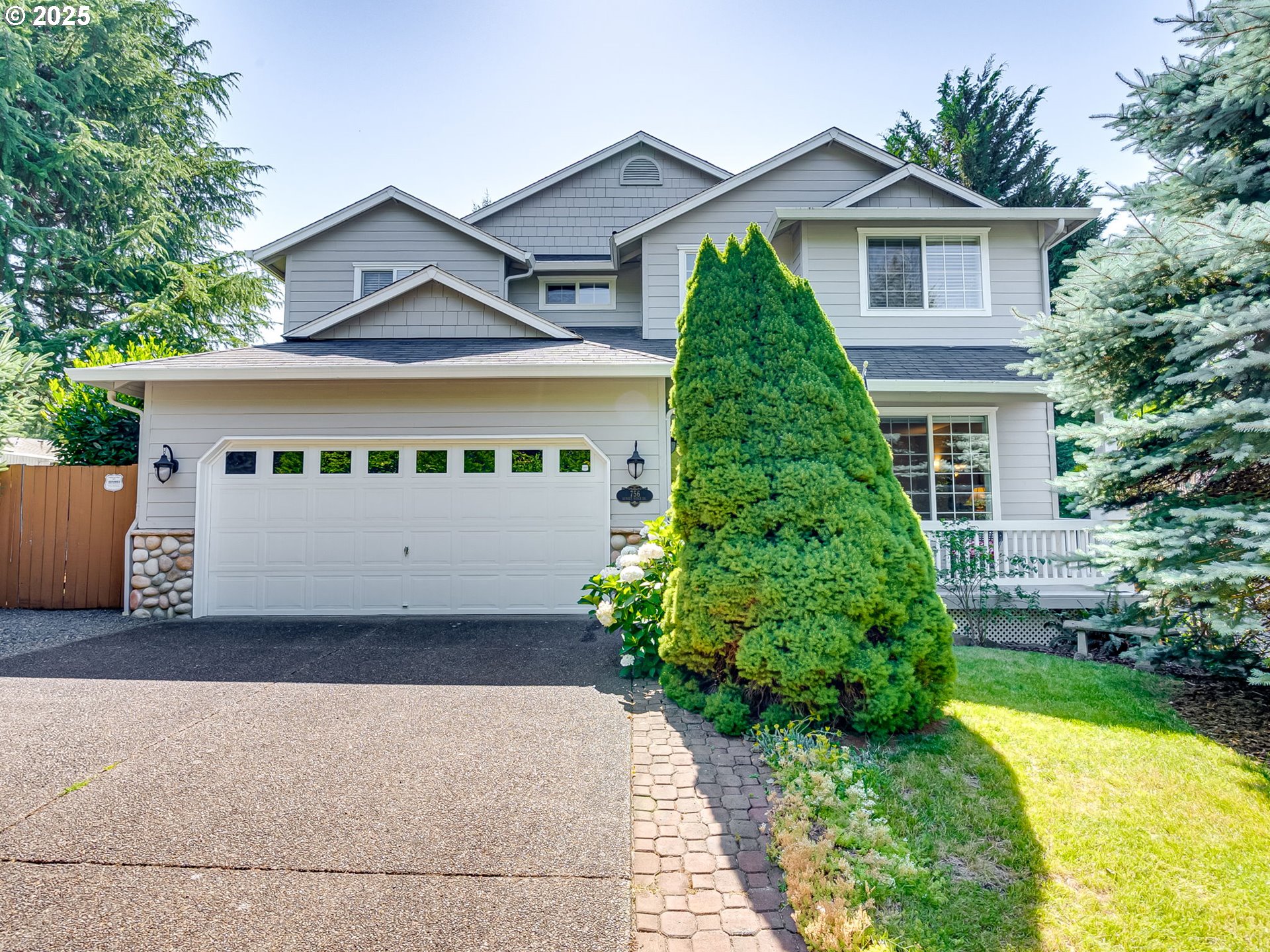 756 SUNSET RIDGE DR