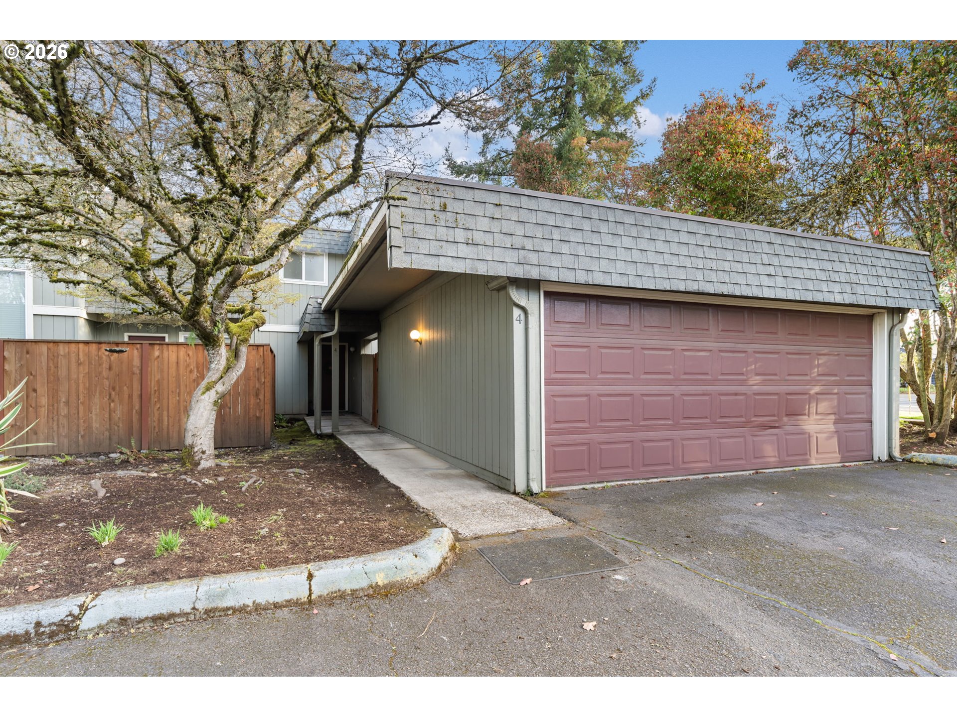 Photo 1 of 46 — 1500 NORKENZIE RD 4, Eugene, OR 97401