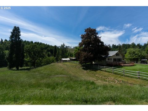 Tiny photo for 77690 Brock Rd, Oakridge, OR 97463 (MLS # 203141613)