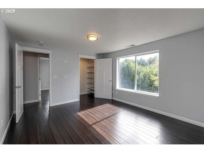 Dundee, Oregon 97115, United States, 3 Bedrooms Bedrooms, ,2 BathroomsBathrooms,Residential,Pending,194476