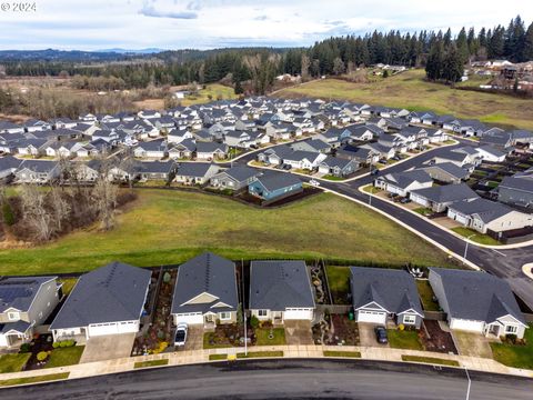 A home in Estacada