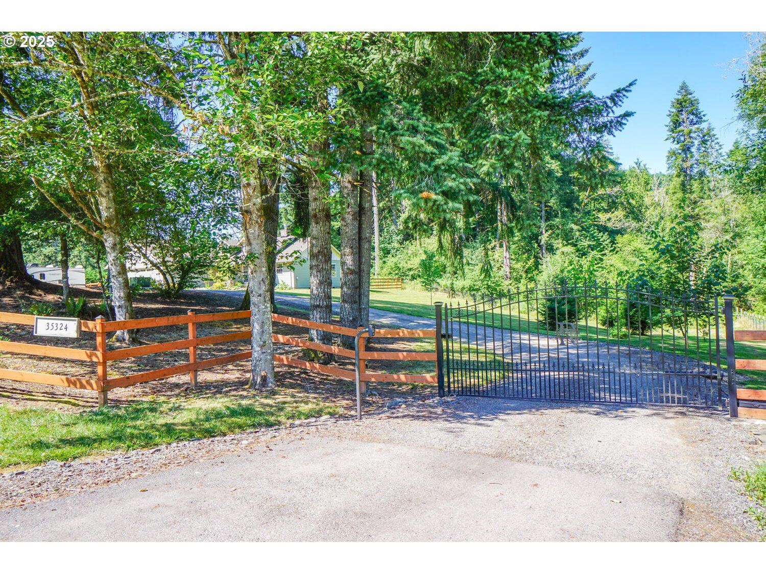 35324 NE TAYLOR VALLEY RD