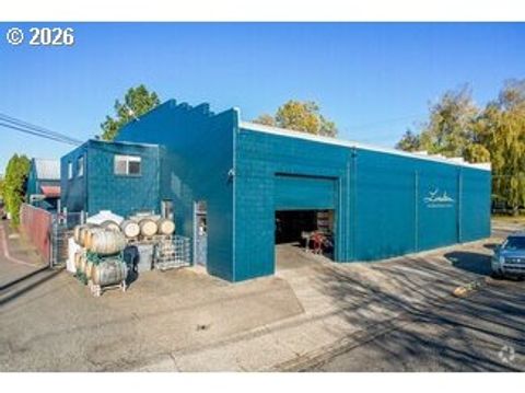 475 NE 17TH ST McMinnville OR 97128