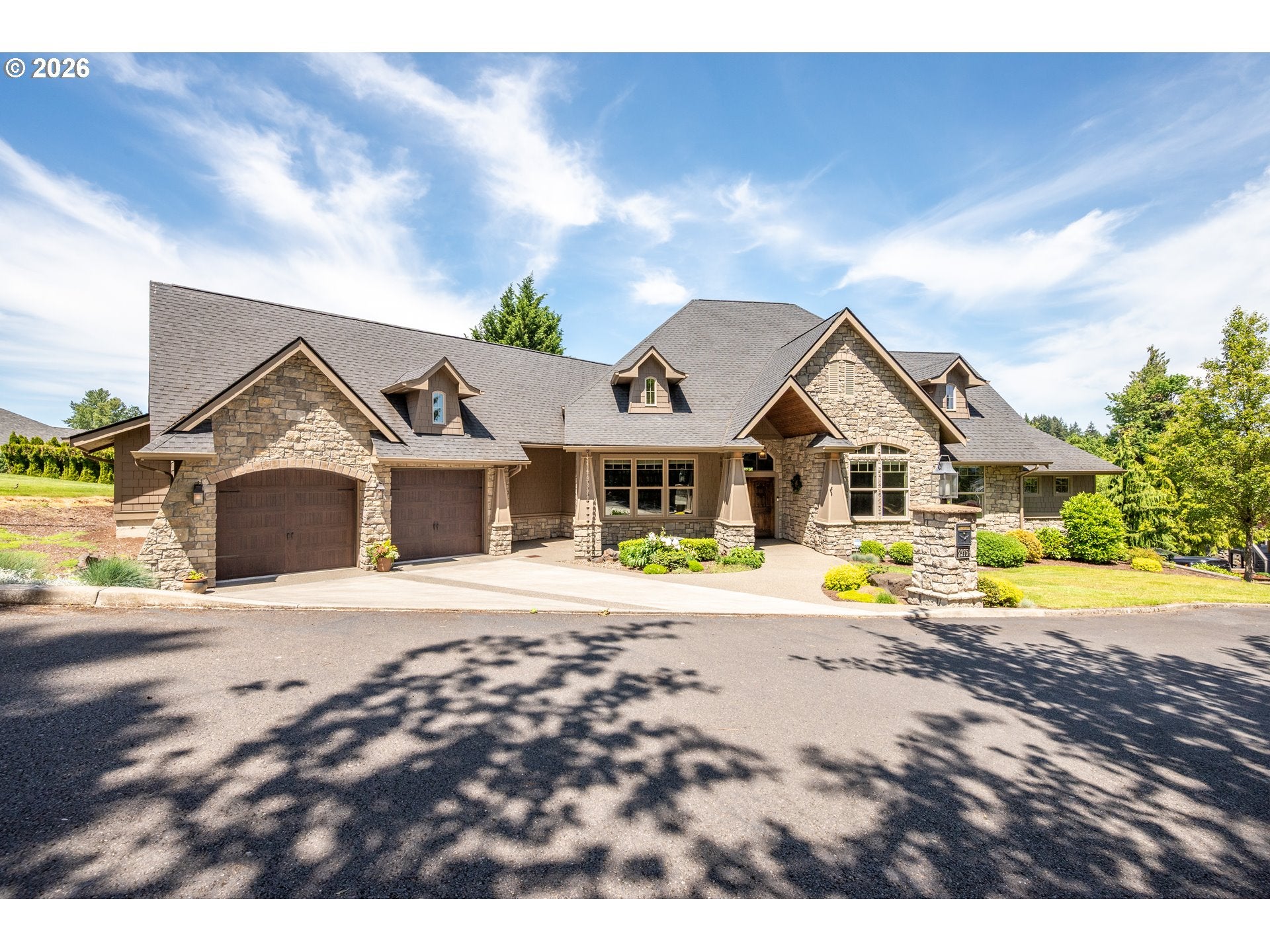 2375 TRILLIUM HTS
