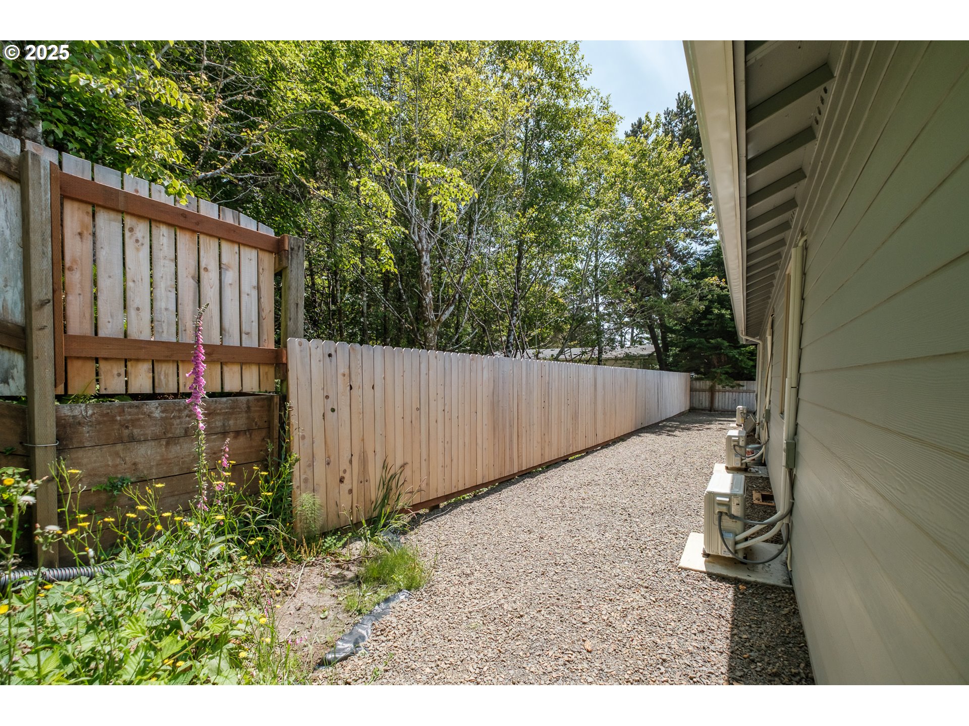 Gleneden Beach, Oregon 97388, United States, 4 Bedrooms Bedrooms, ,3 BathroomsBathrooms,Residential,Active,156642