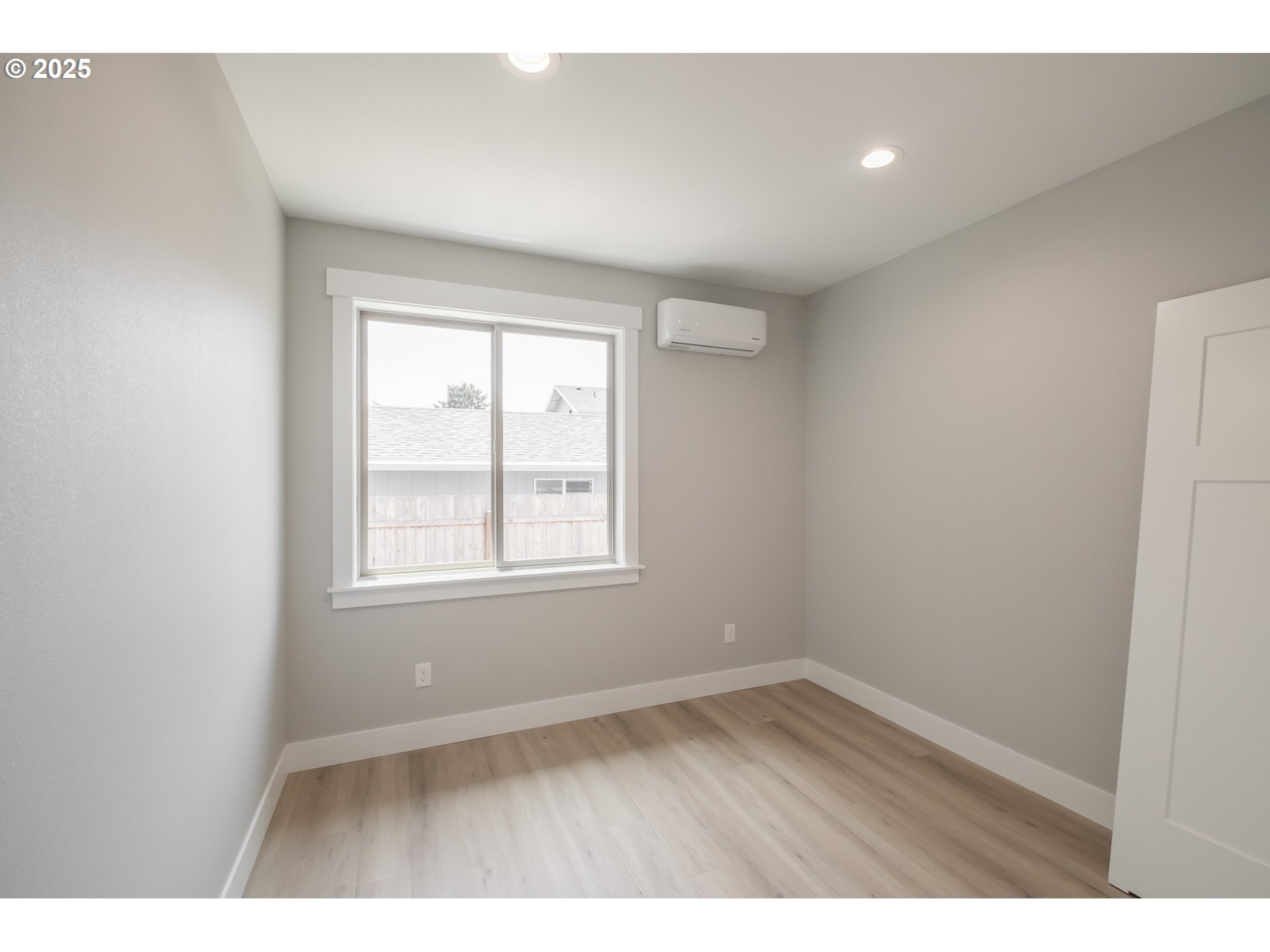 Gleneden Beach, Oregon 97388, United States, 4 Bedrooms Bedrooms, ,3 BathroomsBathrooms,Residential,Active,156642