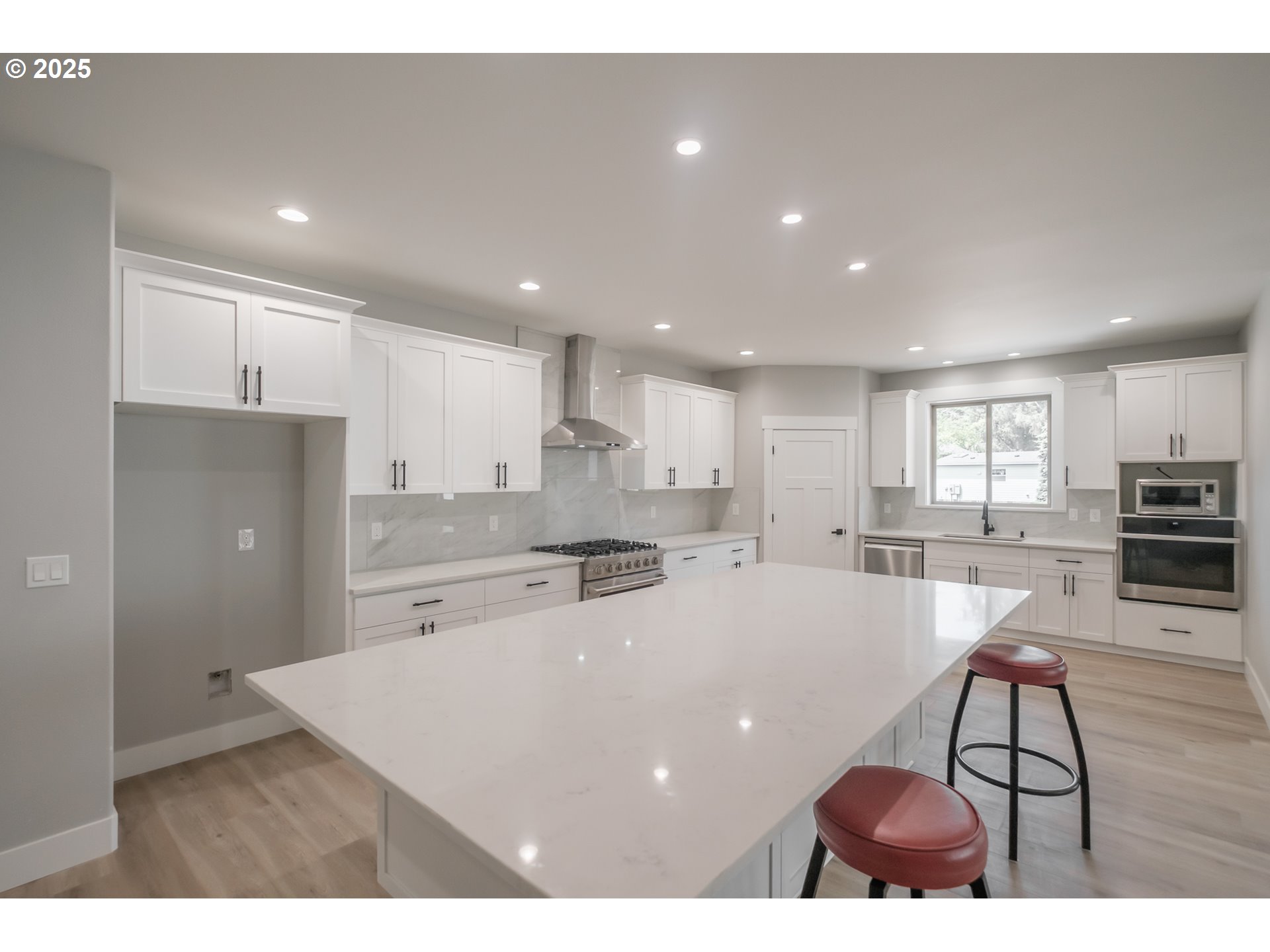 Gleneden Beach, Oregon 97388, United States, 4 Bedrooms Bedrooms, ,3 BathroomsBathrooms,Residential,Active,156642