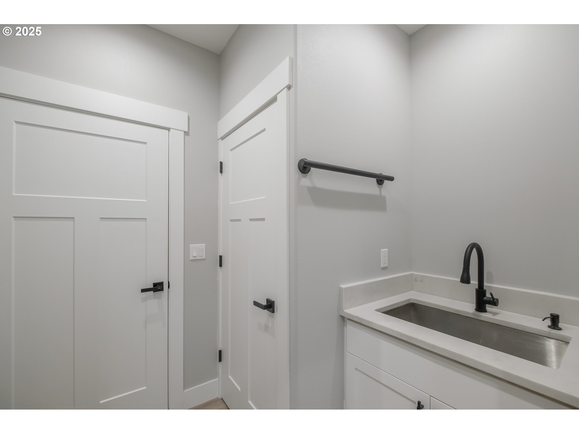 Gleneden Beach, Oregon 97388, United States, 4 Bedrooms Bedrooms, ,3 BathroomsBathrooms,Residential,Active,156642