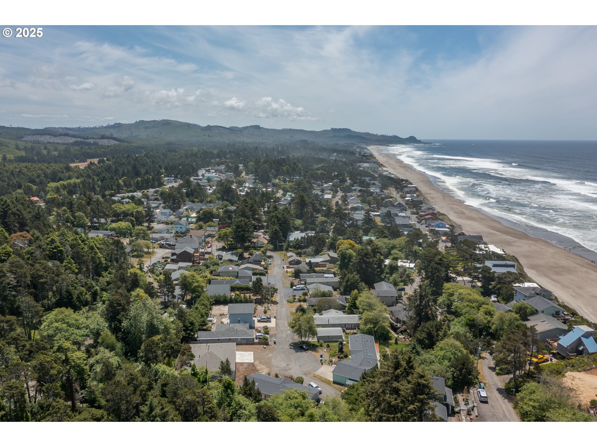 Gleneden Beach, Oregon 97388, United States, 4 Bedrooms Bedrooms, ,3 BathroomsBathrooms,Residential,Active,156642