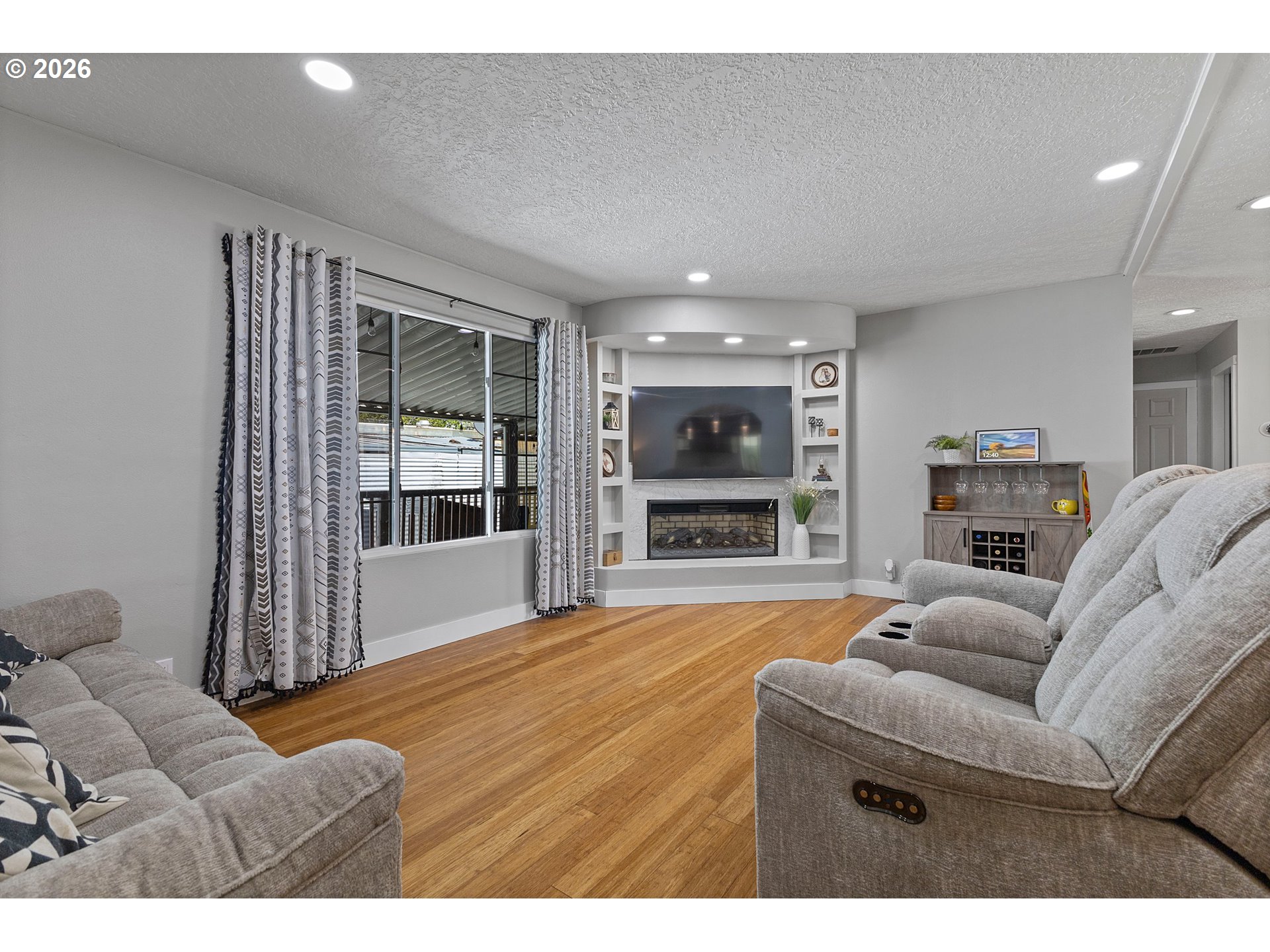 6900 SW 195TH AVE 111