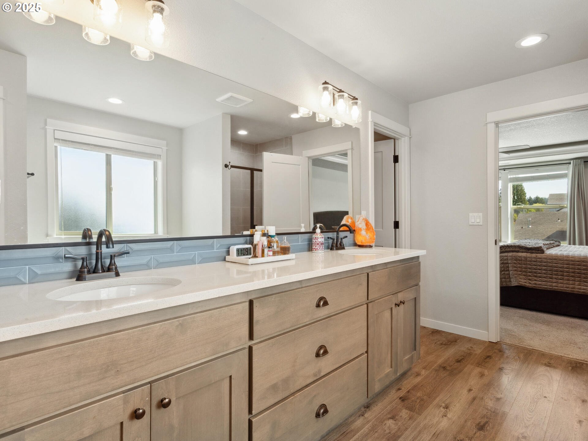 La Center, Washington 98629, United States, 4 Bedrooms Bedrooms, ,3 BathroomsBathrooms,Residential,Active,125994