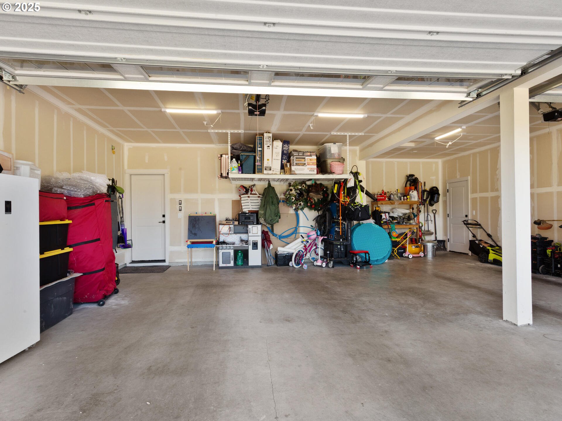 La Center, Washington 98629, United States, 4 Bedrooms Bedrooms, ,3 BathroomsBathrooms,Residential,Active,125994