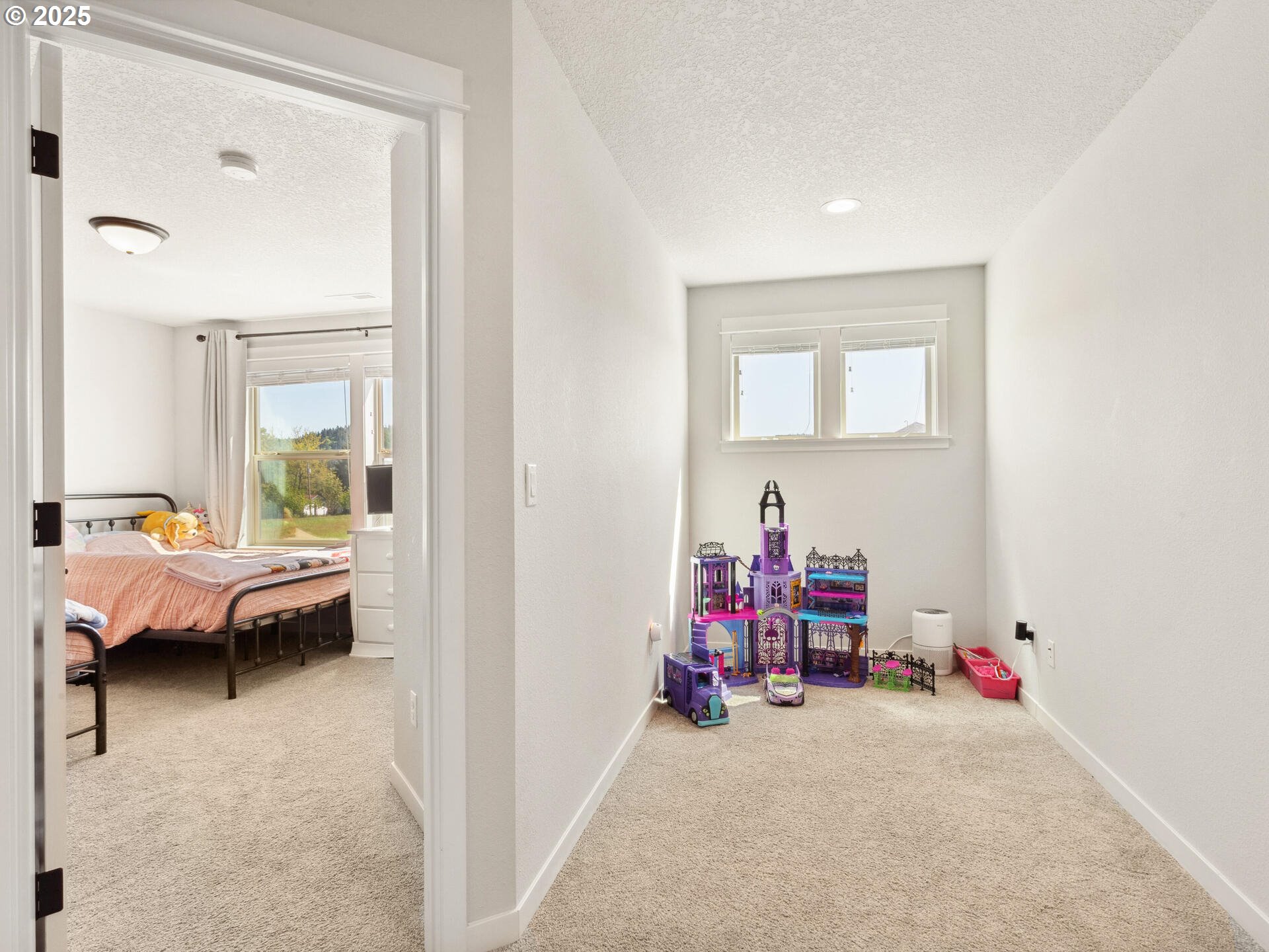 La Center, Washington 98629, United States, 4 Bedrooms Bedrooms, ,3 BathroomsBathrooms,Residential,Active,125994