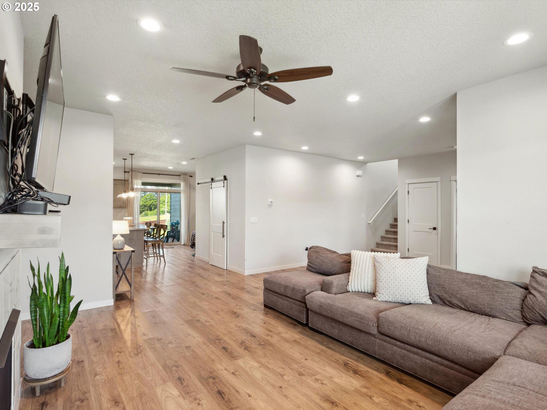 La Center, Washington 98629, United States, 4 Bedrooms Bedrooms, ,3 BathroomsBathrooms,Residential,Active,125994