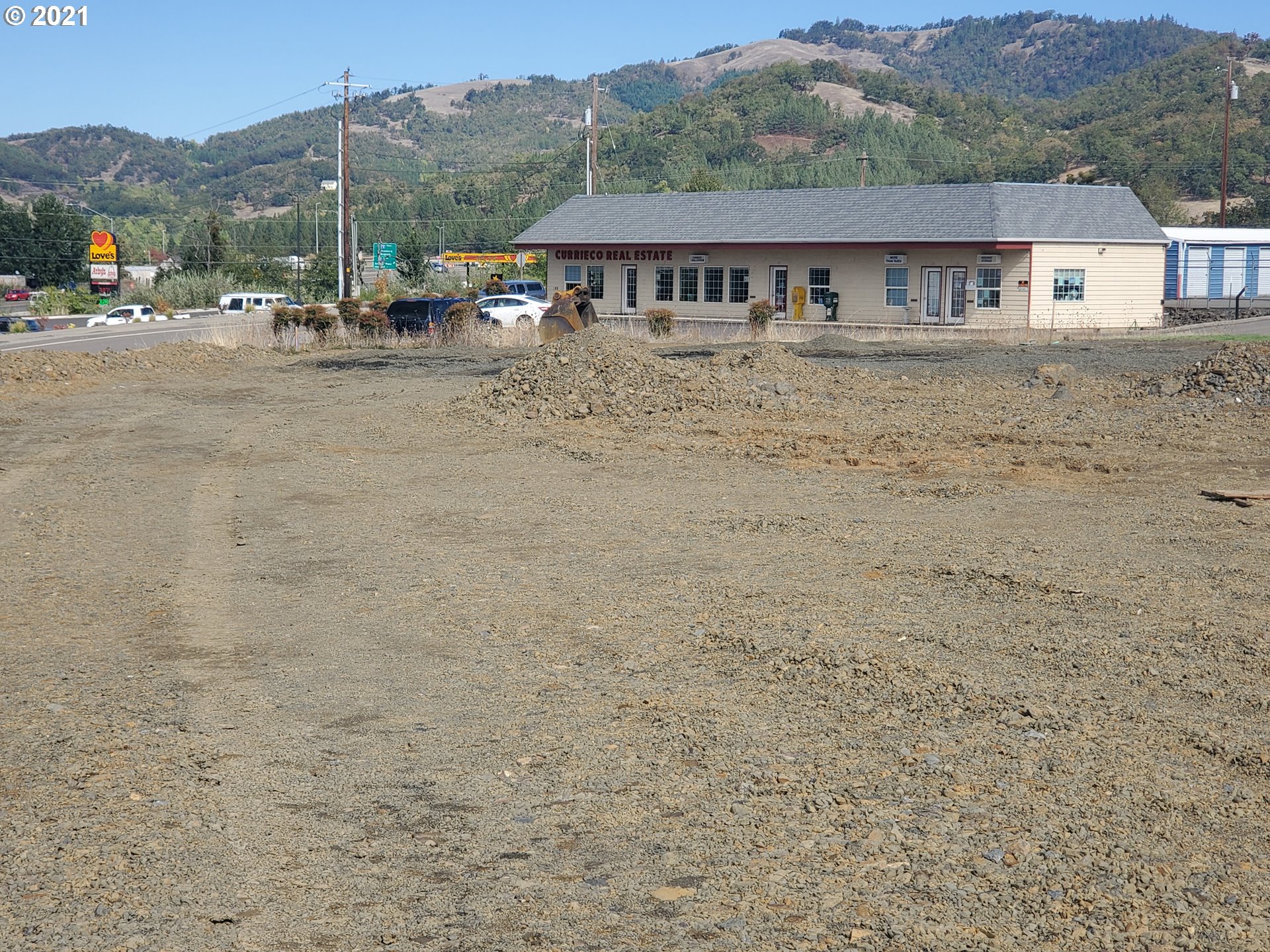 261 GRANT SMITH RD