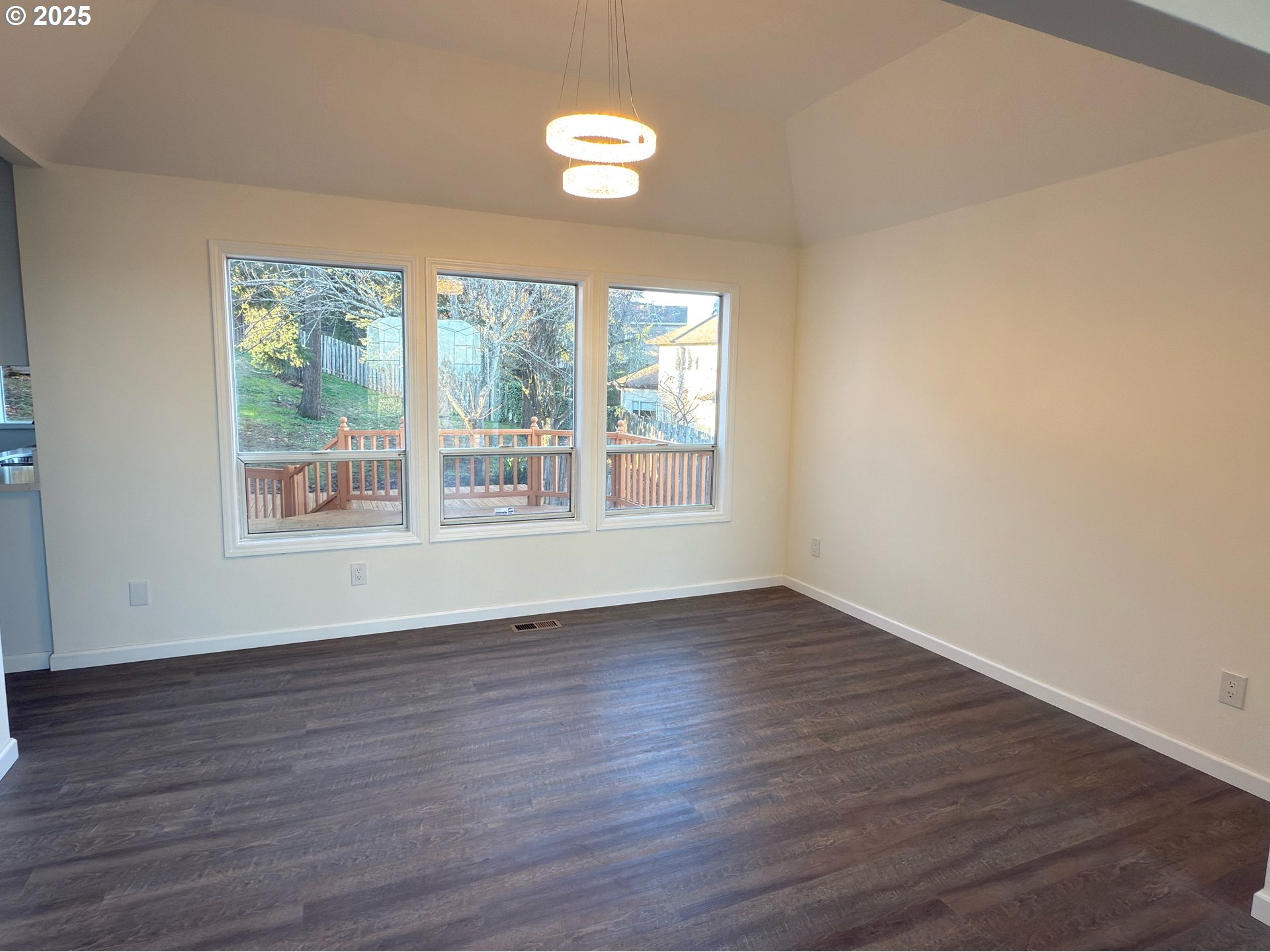 11867 SE MOUNTAIN SUN DR