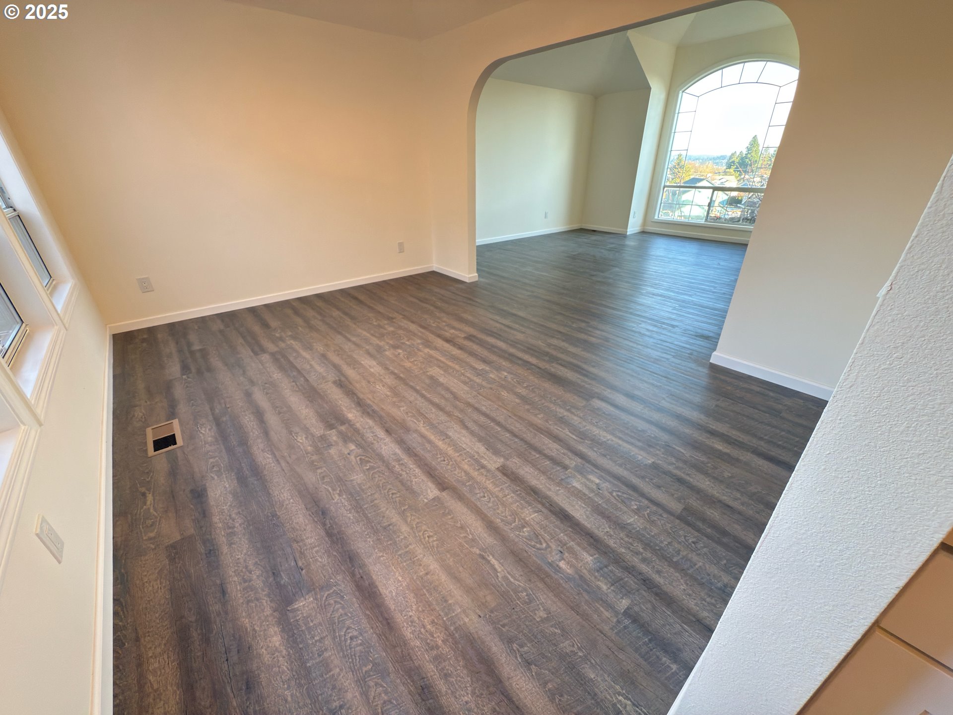 11867 SE MOUNTAIN SUN DR