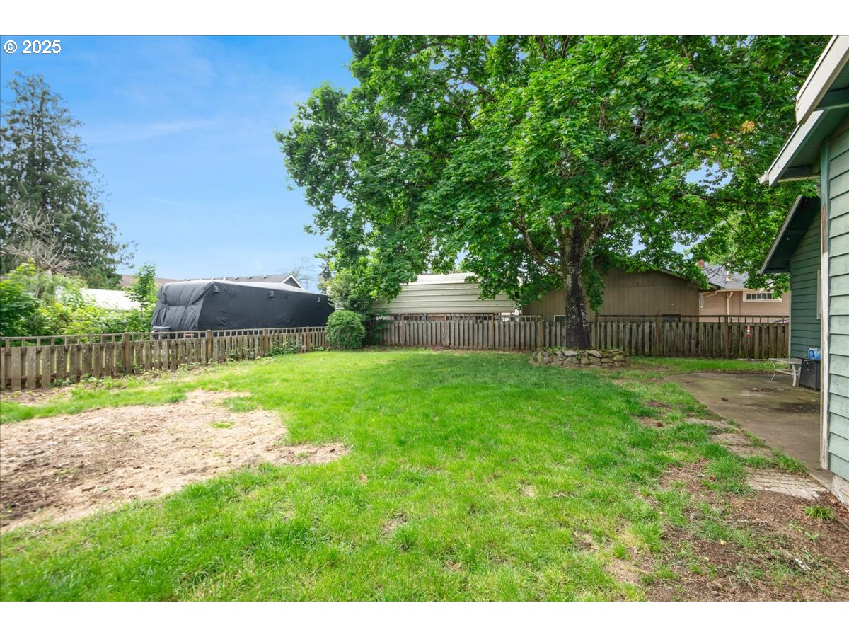 Molalla, Oregon 97038, United States, 3 Bedrooms Bedrooms, ,2 BathroomsBathrooms,Residential,Pending,133123